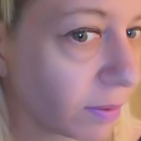 Meet your Posher, Zoe - Picture 1 of 1